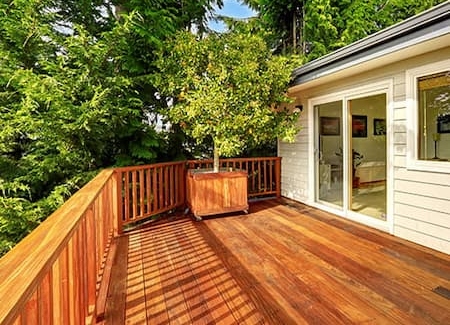 3 Reasons To Leave Your Deck Washing To The Pros