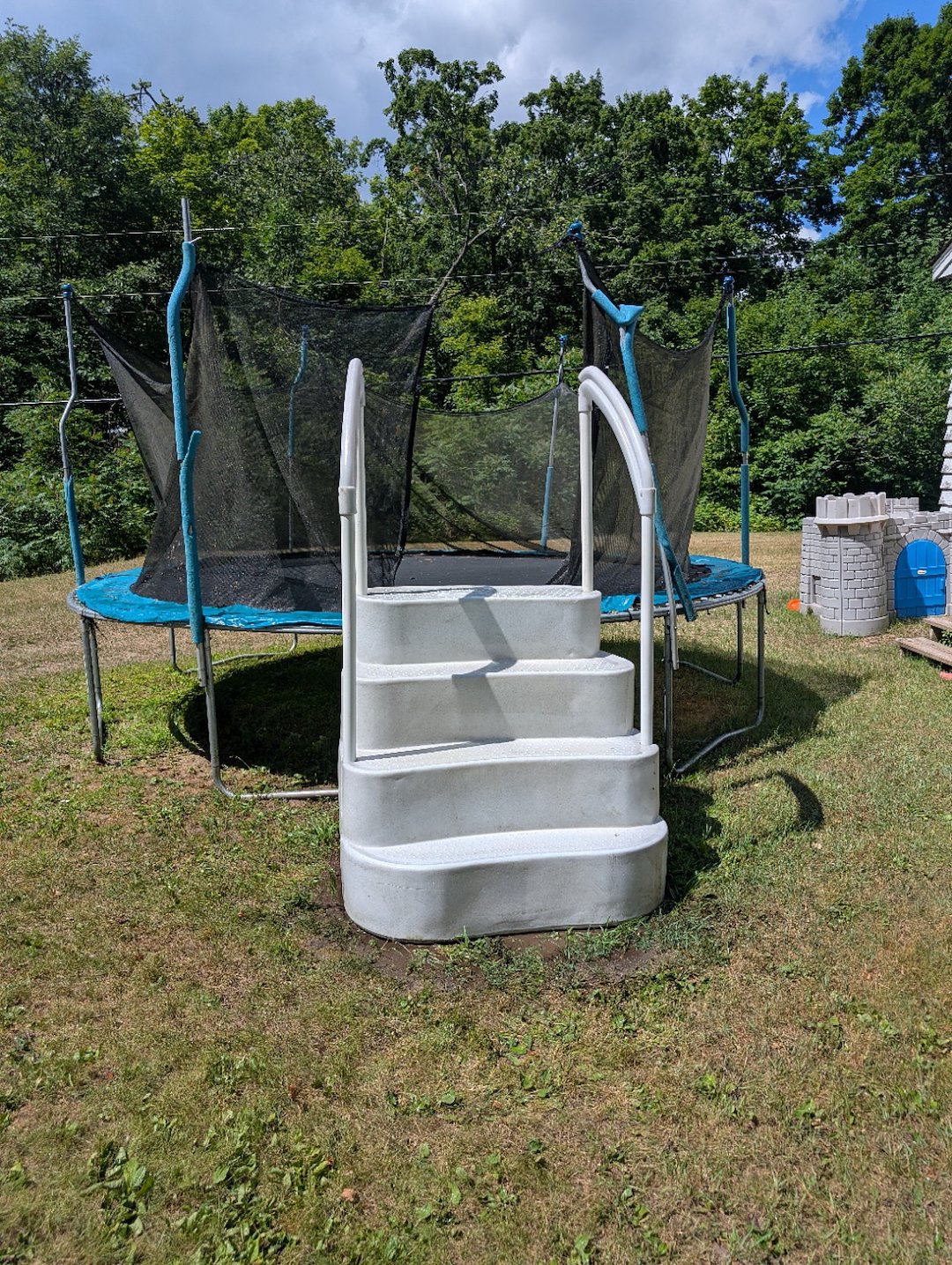 Keep Your Community Safe and Inviting: Professional Cleaning for Play Equipment & Tennis Courts in Innisfil Thumbnail